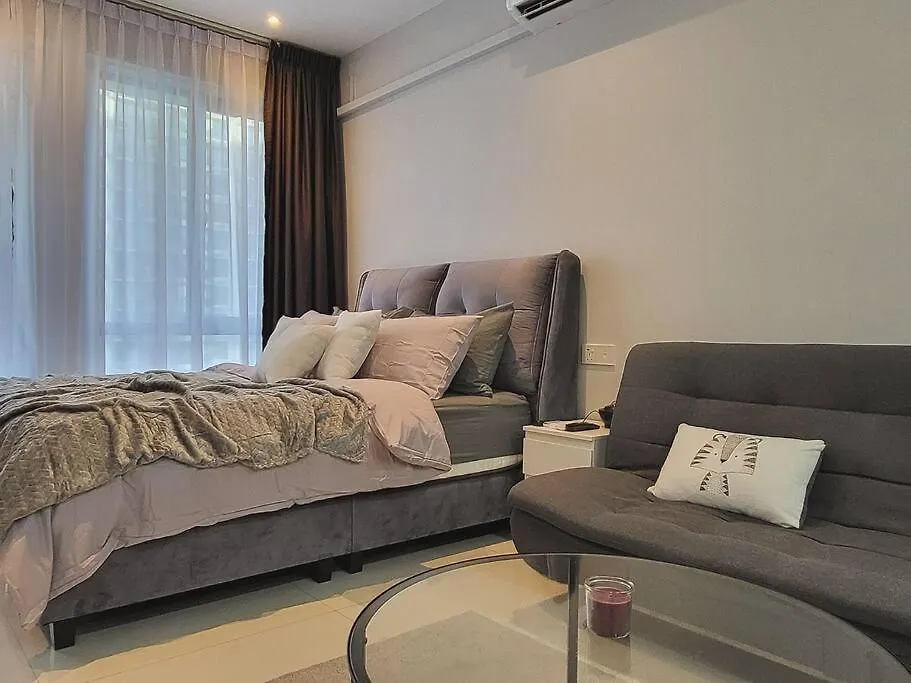 Apartment Experience Movie Under The Stars Galaxy - Studio Suites - 15 Mins To Ciq Johor Bahru