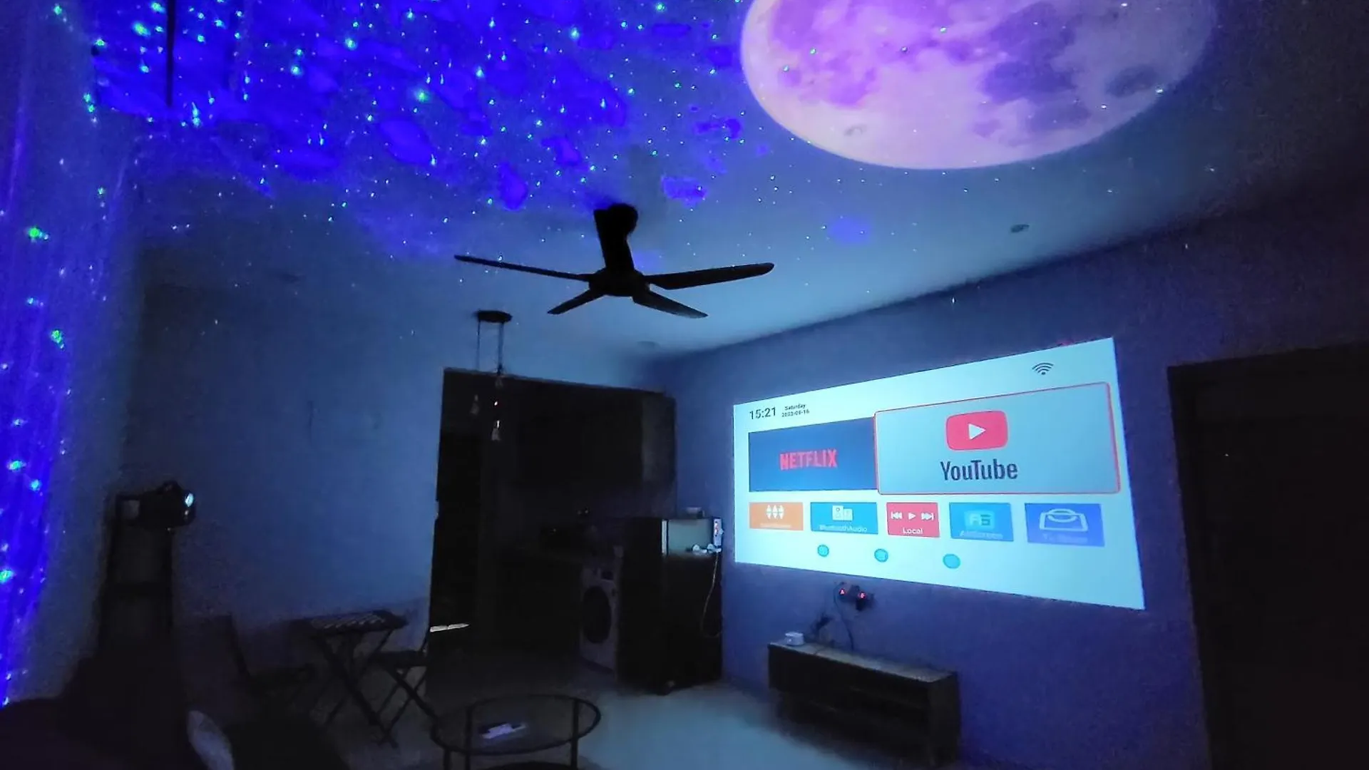 Experience Movie Under The Stars Galaxy - Studio Suites - 15 Mins To Ciq Johor Bahru Malaysia